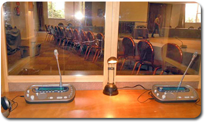 Servilingua 88, S.L., Simultaneous interpreters, Translations and Congress. Our professionals